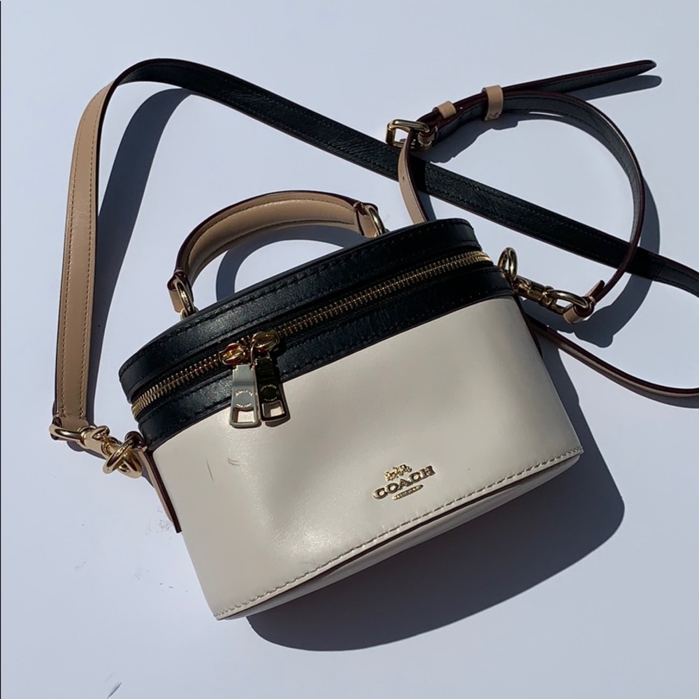 COACH  Selena Gomes trail bag